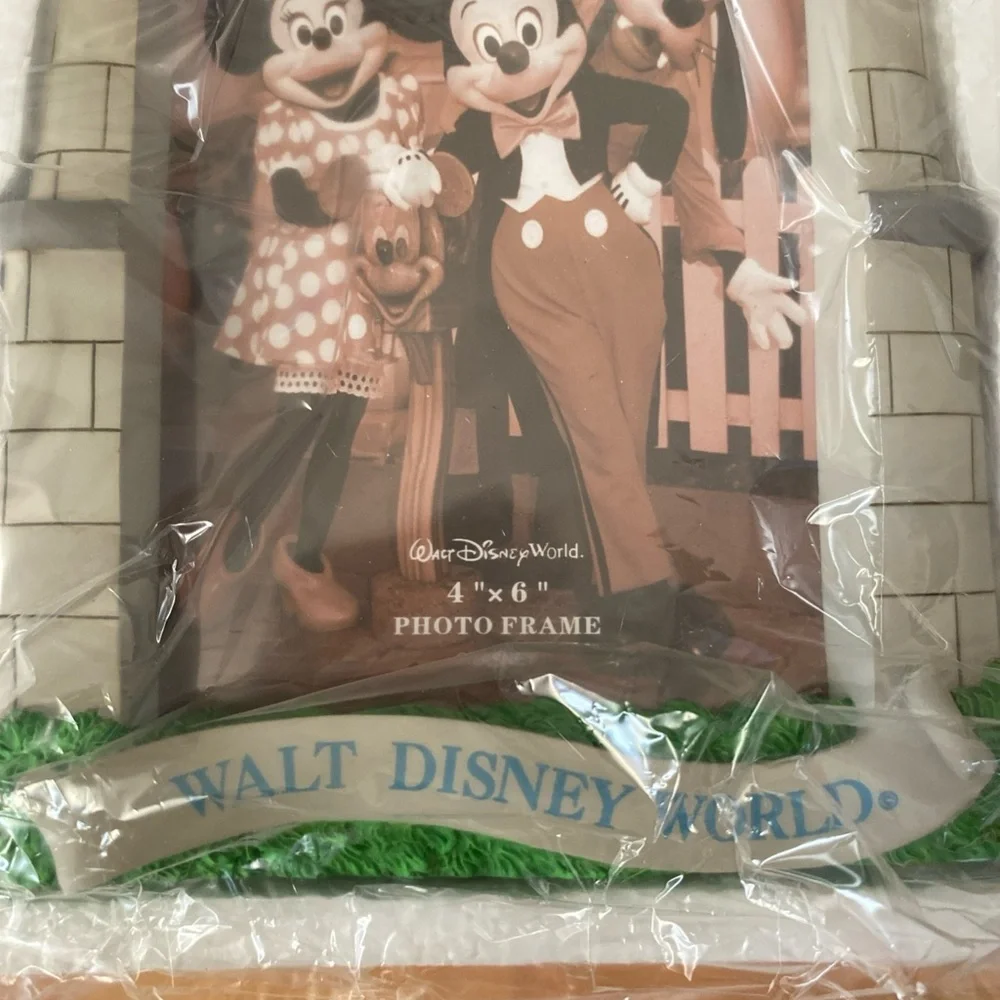 PWP WDW Disney Magic‎ Theme Park Tinker Hell Castle 4x6 Resin Picture Frame NEW